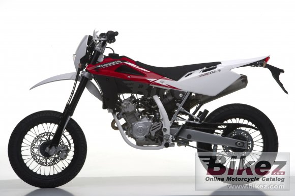 2012 Husqvarna SMR125 photo